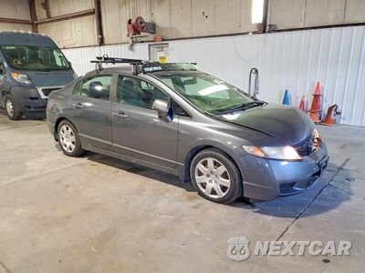 Czwarte zdjęcie samochodu z boku: 2009 HONDA CIVIC LX VIN:19XFA16519E046778 - miniatura