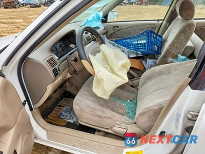 Zdjęcie 7 z 13 samochodu: 2000 TOYOTA COROLLA VE VIN:2T1BR18E8YC335030 - miniatura