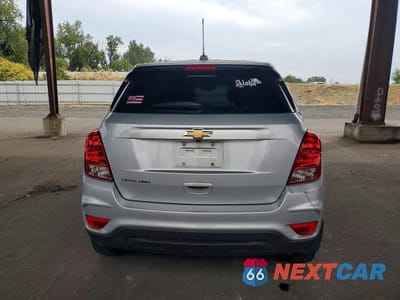 Zdjęcie 6 z 13 samochodu: 2020 CHEVROLET TRAX LS VIN:3GNCJNSB1LL329939 - miniatura