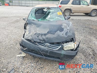 Piąte zdjęcie samochodu w środku: 2002 TOYOTA COROLLA CE VIN:2T1BR12EX2C527517 - miniatura
