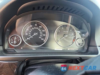Zdjęcie 9 z 13 samochodu: 2012 BMW 528 XI VIN:WBAXH5C54CDW08318 - miniatura