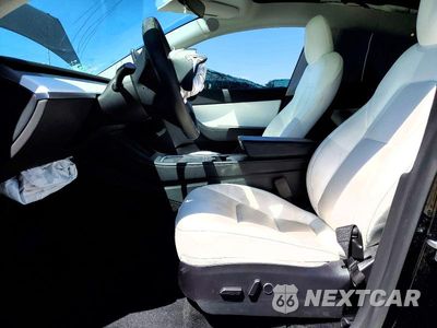 Zdjęcie 7 z 12 samochodu: 2022 TESLA MODEL Y VIN:7SAYGDEE5NF433898 - miniatura