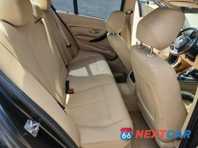 Zdjęcie 10 z 12 samochodu: 2013 BMW 320 I XDRIVE VIN:WBA3C3C56DF980766 - miniatura