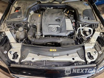 Zdjęcie 11 z 12 samochodu: 2018 MERCEDES-BENZ E 300 4MATIC VIN:WDDZF4KB3JA478359 - miniatura