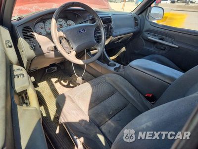 Zdjęcie 8 z 13 samochodu: 2001 FORD EXPLORER SPORT VIN:1FMYU70E61UA49771 - miniatura