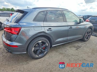 Trzecie zdjęcie samochodu z tyłu: 2019 AUDI SQ5 PREMIUM PLUS VIN:WA1B4AFY6K2040360 - miniatura