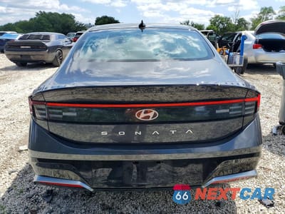 Zdjęcie 6 z 12 samochodu: 2025 HYUNDAI SONATA SEL VIN:KMHL64JA5SA461942 - miniatura