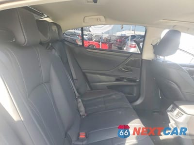 Zdjęcie 10 z 12 samochodu: 2025 LEXUS ES 300H LUXURY VIN:58AEA1C13SU076597 - miniatura