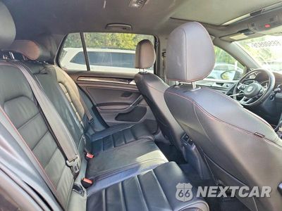 Zdjęcie 10 z 12 samochodu: 2017 VOLKSWAGEN GTI S/SE VIN:3VW447AU9HM070697 - miniatura