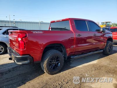 Trzecie zdjęcie samochodu z tyłu: 2020 CHEVROLET SILVERADO K1500 TRAIL BOSS CUSTOM VIN:1GCPYCEF6LZ186942 - miniatura