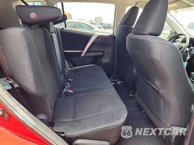 Zdjęcie 10 z 13 samochodu: 2017 TOYOTA RAV4 LE VIN:JTMZFREV6HJ134922 - miniatura