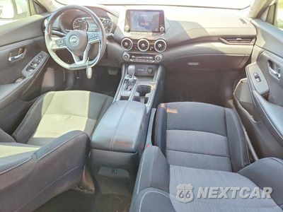 Zdjęcie 8 z 12 samochodu: 2020 NISSAN SENTRA SV VIN:3N1AB8CV5LY218114 - miniatura