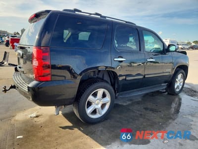 Trzecie zdjęcie samochodu z tyłu: 2011 CHEVROLET TAHOE C1500 LS VIN:1GNSCAE00BR388397 - miniatura