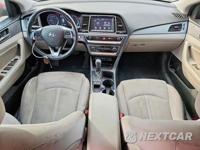 Zdjęcie 8 z 13 samochodu: 2018 HYUNDAI SONATA SEL VIN:5NPE34AF0JH654928 - miniatura