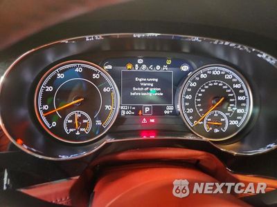 Zdjęcie 9 z 13 samochodu: 2017 BENTLEY BENTAYGA VIN:SJAAC2ZV7HC014401 - miniatura