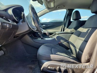 Zdjęcie 7 z 12 samochodu: 2020 CHEVROLET MALIBU RS VIN:1G1ZG5STXLF151767 - miniatura