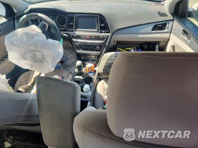 Zdjęcie 8 z 12 samochodu: 2018 HYUNDAI SONATA SE VIN:5NPE24AF0JH665396 - miniatura