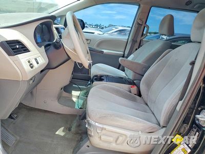 Zdjęcie 7 z 13 samochodu: 2011 TOYOTA SIENNA LE VIN:5TDKK3DC1BS151289 - miniatura