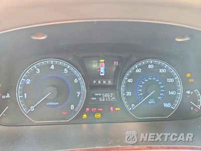 Zdjęcie 9 z 13 samochodu: 2011 HYUNDAI EQUUS SIGNATURE VIN:KMHGH4JF3BU042896 - miniatura