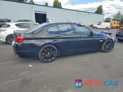 Trzecie zdjęcie samochodu z tyłu: 2011 BMW 550 I VIN:WBAFR9C5XBC271139 - miniatura