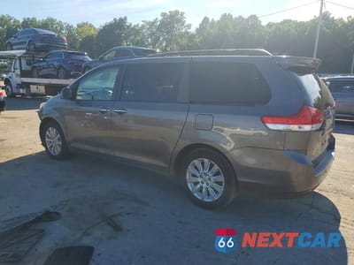 Drugie zdjęcie samochodu z przodu: 2012 TOYOTA SIENNA XLE 7-PASSENGER VIN:5TDDK3DC9CS032268 - miniatura