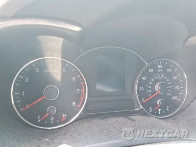 Zdjęcie 9 z 13 samochodu: 2017 KIA FORTE LX VIN:3KPFK4A76HE070502 - miniatura