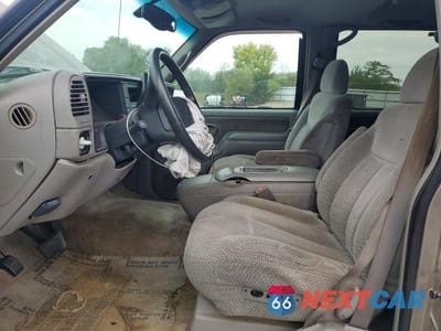 Zdjęcie 7 z 13 samochodu: 1999 CHEVROLET TAHOE K1500 VIN:1GNEK13R6XJ412564 - miniatura