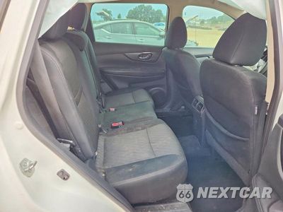 Zdjęcie 11 z 14 samochodu: 2018 NISSAN ROGUE S VIN:5N1AT2MT1JC713271 - miniatura