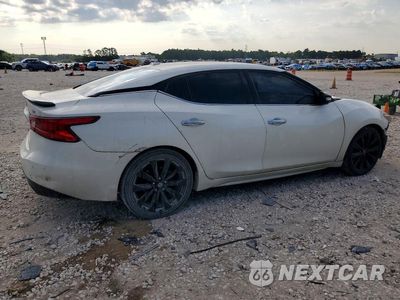 Trzecie zdjęcie samochodu z tyłu: 2016 NISSAN MAXIMA 3.5 SR VIN:1N4AA6AP3GC386718 - miniatura