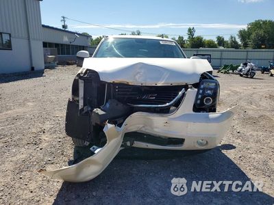 Piąte zdjęcie samochodu w środku: 2011 GMC YUKON XL K1500 SLT VIN:1GKS2KE38BR344857 - miniatura