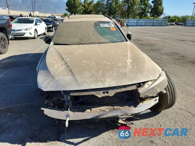 Piąte zdjęcie samochodu w środku: 2018 BMW 330 XI VIN:WBA8K3C52JA023858 - miniatura