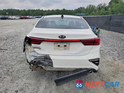 Zdjęcie 6 z 12 samochodu: 2021 KIA FORTE LXS VIN:3KPF24AD5ME383167 - miniatura