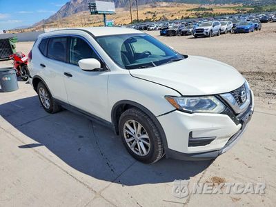 Czwarte zdjęcie samochodu z boku: 2017 NISSAN ROGUE S VIN:5N1AT2MM1HC733894 - miniatura