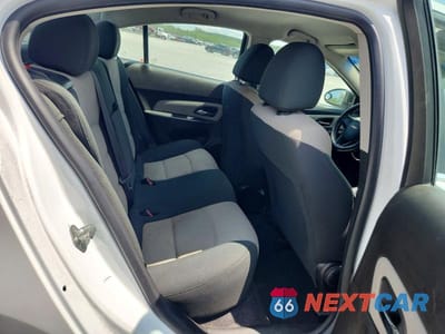 Zdjęcie 10 z 13 samochodu: 2012 CHEVROLET CRUZE LS VIN:1G1PC5SH2C7150122 - miniatura