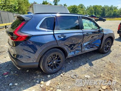 Trzecie zdjęcie samochodu z tyłu: 2025 HONDA CR-V SPORT VIN:7FARS6H59SE023127 - miniatura