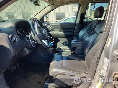 Zdjęcie 7 z 13 samochodu: 2016 JEEP COMPASS LATITUDE VIN:1C4NJCEA0GD682046 - miniatura