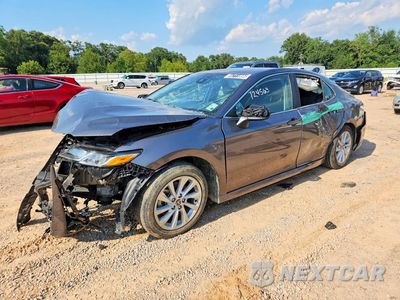 2023 TOYOTA CAMRY LE 4T1C11AK6PU124563 - główne zdjęcie licytacji z USA - miniatura