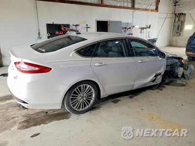 Trzecie zdjęcie samochodu z tyłu: 2015 FORD FUSION SE VIN:3FA6P0HD8FR117658 - miniatura