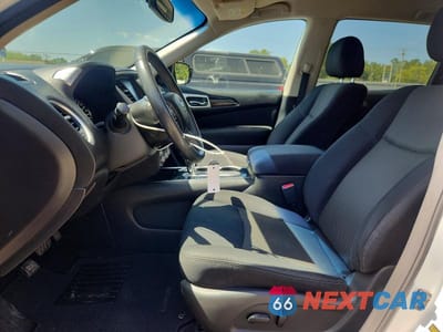 Zdjęcie 7 z 13 samochodu: 2017 NISSAN PATHFINDER SV VIN:5N1DR2MN2HC600923 - miniatura