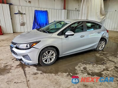 2019 CHEVROLET CRUZE LT 3G1BE6SM5KS583344 - główne zdjęcie licytacji z USA - miniatura
