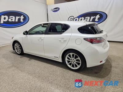 Drugie zdjęcie samochodu z przodu: 2013 LEXUS CT 200 VIN:JTHKD5BH8D2125219 - miniatura