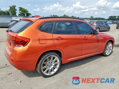 Trzecie zdjęcie samochodu z tyłu: 2013 BMW X1 SDRIVE28I VIN:WBAVM1C53DVW43813 - miniatura