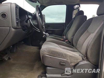 Zdjęcie 7 z 12 samochodu: 2004 CHEVROLET SILVERADO K2500 HEAVY DUTY VIN:1GCHK23194F121495 - miniatura