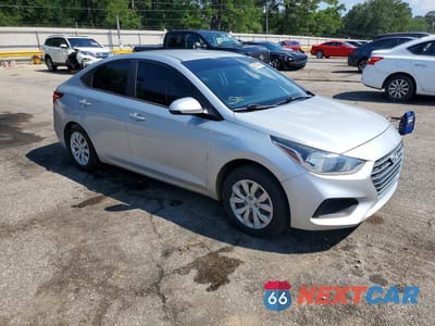 Czwarte zdjęcie samochodu z boku: 2019 HYUNDAI ACCENT SE VIN:3KPC24A33KE083456 - miniatura