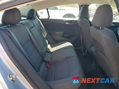 Zdjęcie 10 z 13 samochodu: 2018 CHEVROLET CRUZE LT VIN:1G1BE5SM1J7120933 - miniatura