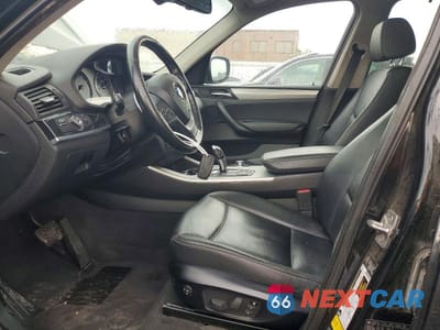 Zdjęcie 7 z 13 samochodu: 2012 BMW X3 XDRIVE35I VIN:5UXWX7C57CL735808 - miniatura