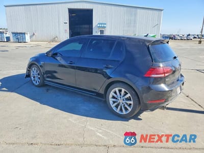 Drugie zdjęcie samochodu z przodu: 2018 VOLKSWAGEN GTI S/SE VIN:3VW447AU4JM292991 - miniatura