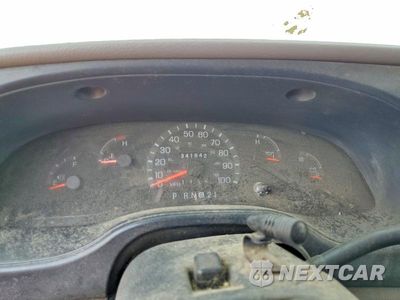 Zdjęcie 9 z 13 samochodu: 2002 FORD ECONOLINE E350 SUPER DUTY VAN VIN:1FTSS34L12HA67638 - miniatura