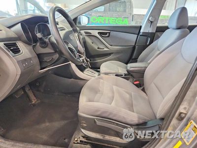 Zdjęcie 7 z 12 samochodu: 2013 HYUNDAI ELANTRA GLS VIN:5NPDH4AE3DH354227 - miniatura
