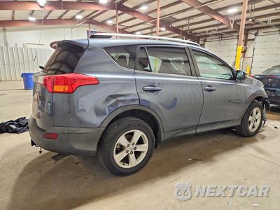 Trzecie zdjęcie samochodu z tyłu: 2014 TOYOTA RAV4 XLE VIN:2T3WFREV2EW081314 - miniatura